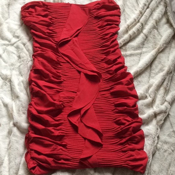 Nikibiki red ruffle dress - Picture 1 of 4